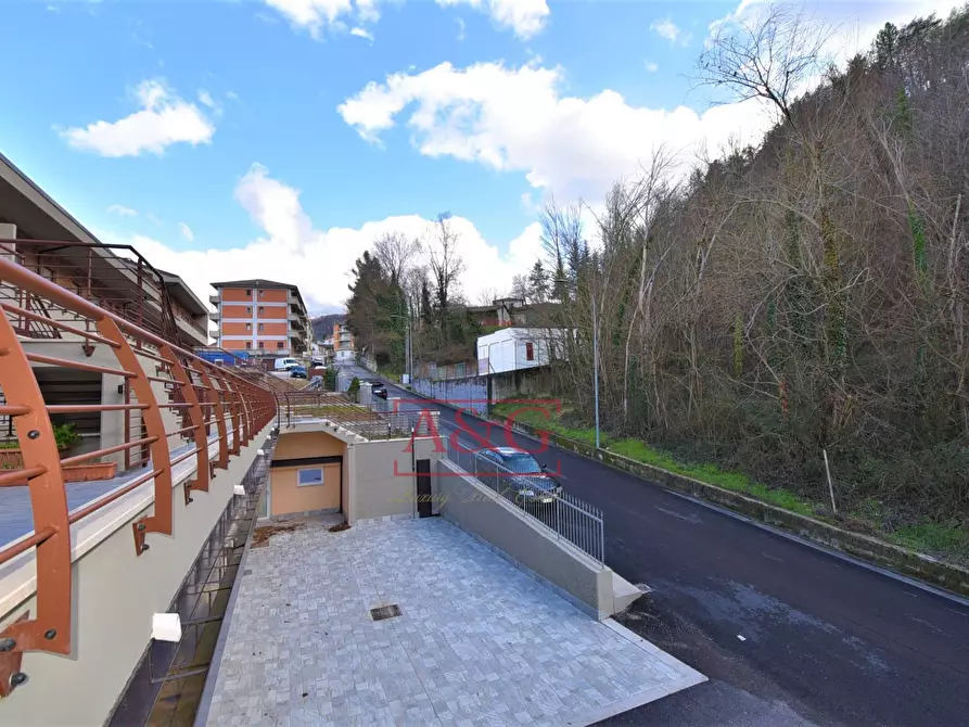 Immagine 30 di Villetta a schiera in vendita  in Via Domenico Sbarra 70 a Montefortino