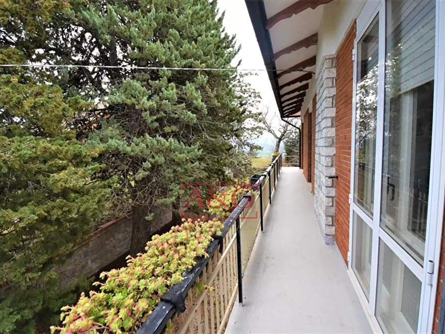 Immagine 29 di Casa semindipendente in vendita  in Contrada Castello 7/B a Gualdo