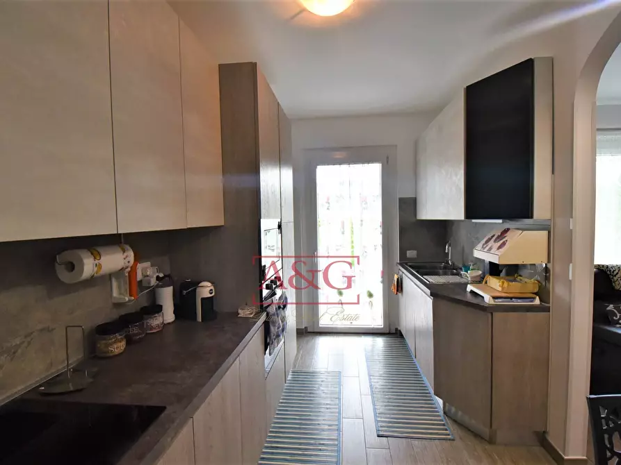 Immagine 4 di Appartamento in vendita  in Via Cavour a Comunanza