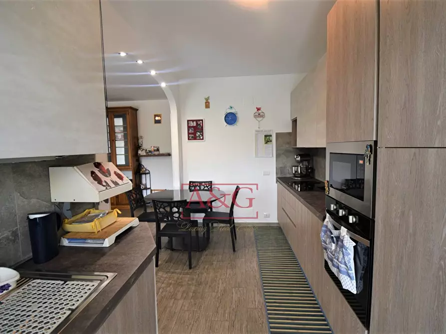 Immagine 17 di Appartamento in vendita  in Via Cavour a Comunanza