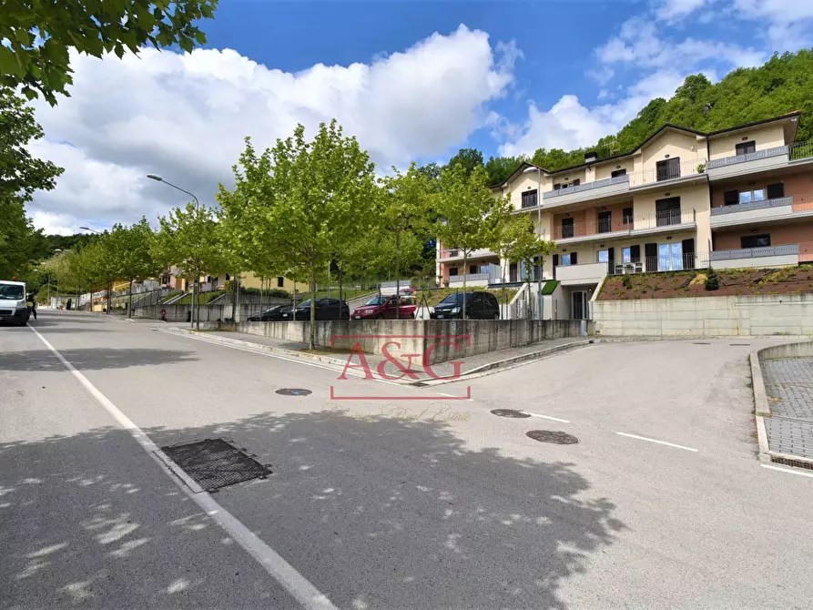 Immagine 36 di Appartamento in vendita  in Via Cavour a Comunanza