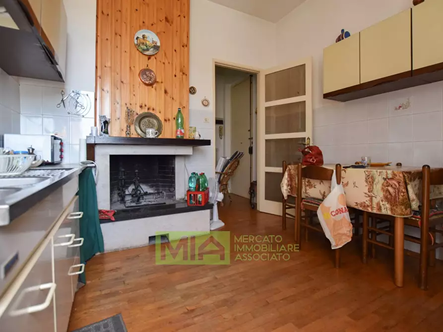 Immagine 5 di Appartamento in vendita  in Via Pignotto 8 a Amandola