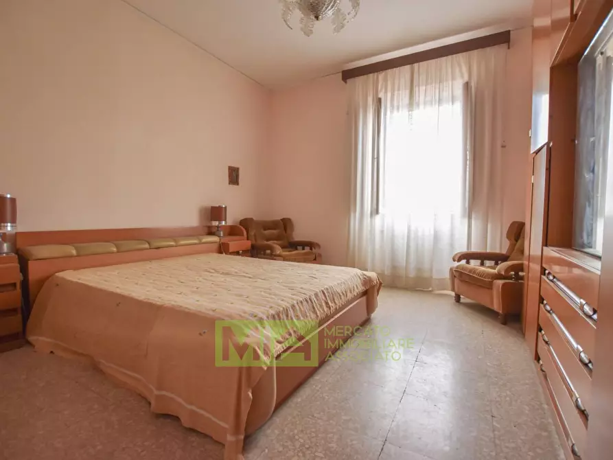 Immagine 25 di Appartamento in vendita  in Via Vittorio Emanuele II 5 a Montelparo