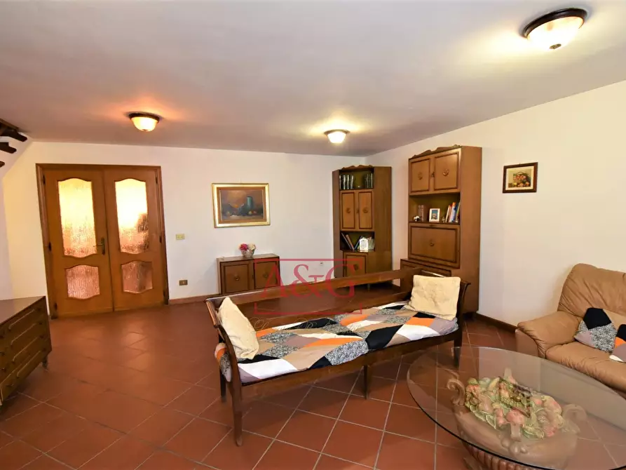 Immagine 23 di Villa in vendita  in Via Del Monte 10 a Smerillo