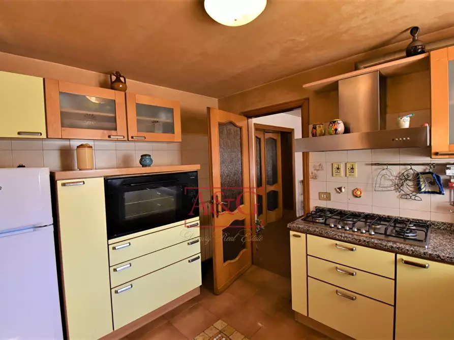 Immagine 32 di Villa in vendita  in Via Del Monte 10 a Smerillo