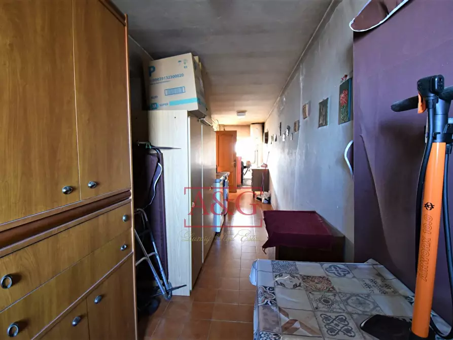 Immagine 34 di Villa in vendita  in Via Del Monte 10 a Smerillo