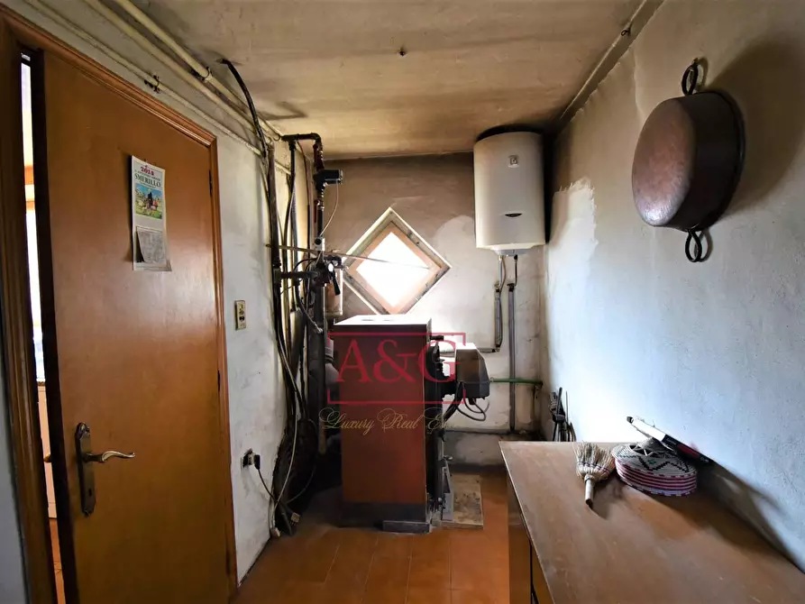 Immagine 35 di Villa in vendita  in Via Del Monte 10 a Smerillo