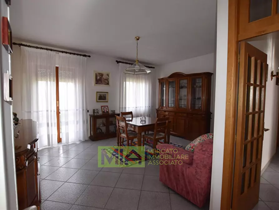 Immagine 5 di Appartamento in vendita  in Via Rossini a Force