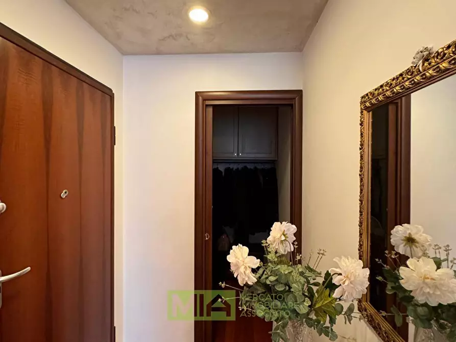 Immagine 2 di Appartamento in vendita  a Amandola