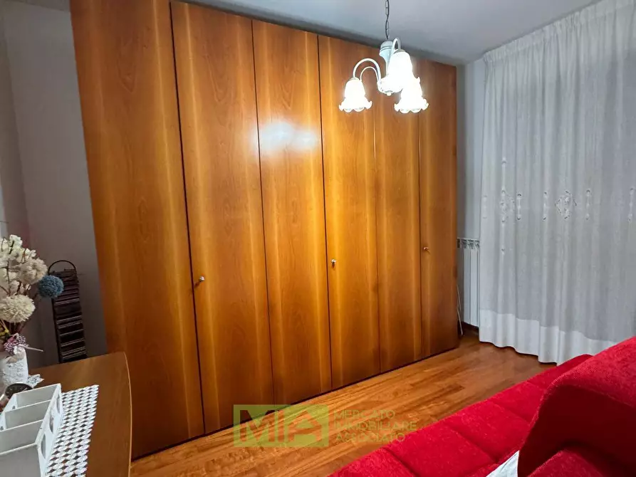 Immagine 6 di Appartamento in vendita  a Amandola