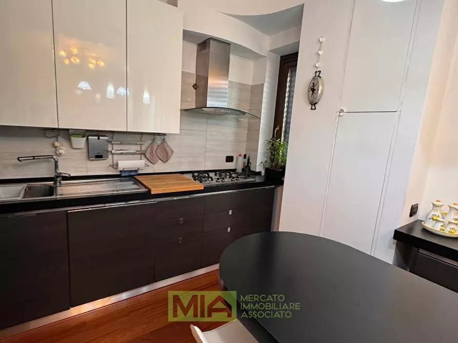 Immagine 18 di Appartamento in vendita  a Amandola