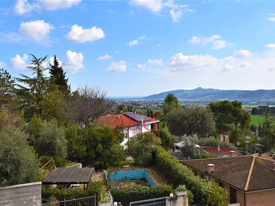 Immagine 54 di Casa semindipendente in vendita  in Via Cavour 3 a Colli Del Tronto