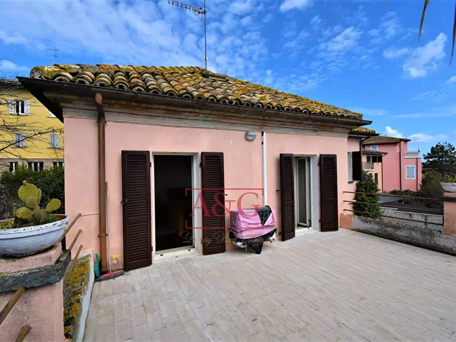 Immagine 17 di Casa semindipendente in vendita  in Via Cavour 3 a Colli Del Tronto