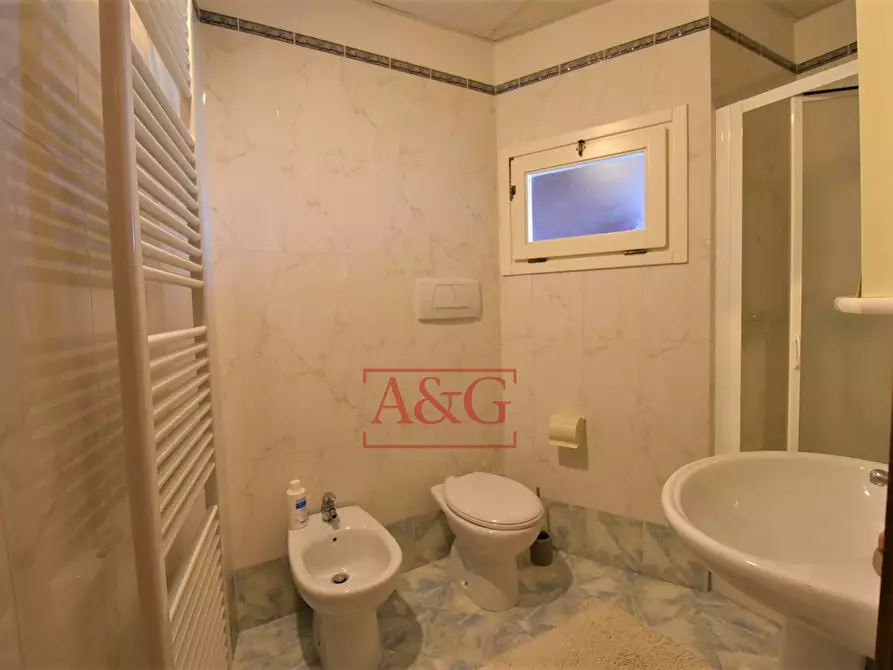 Immagine 48 di Casa semindipendente in vendita  in Via Cavour 3 a Colli Del Tronto