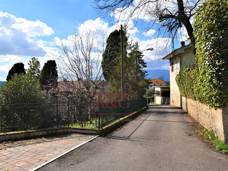 Immagine 55 di Casa semindipendente in vendita  in Via Cavour 3 a Colli Del Tronto