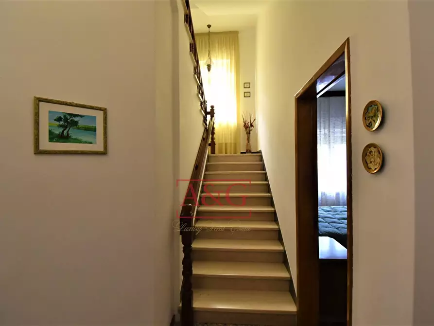 Immagine 13 di Casa semindipendente in vendita  in Contrada Montone 44 a Montegiorgio