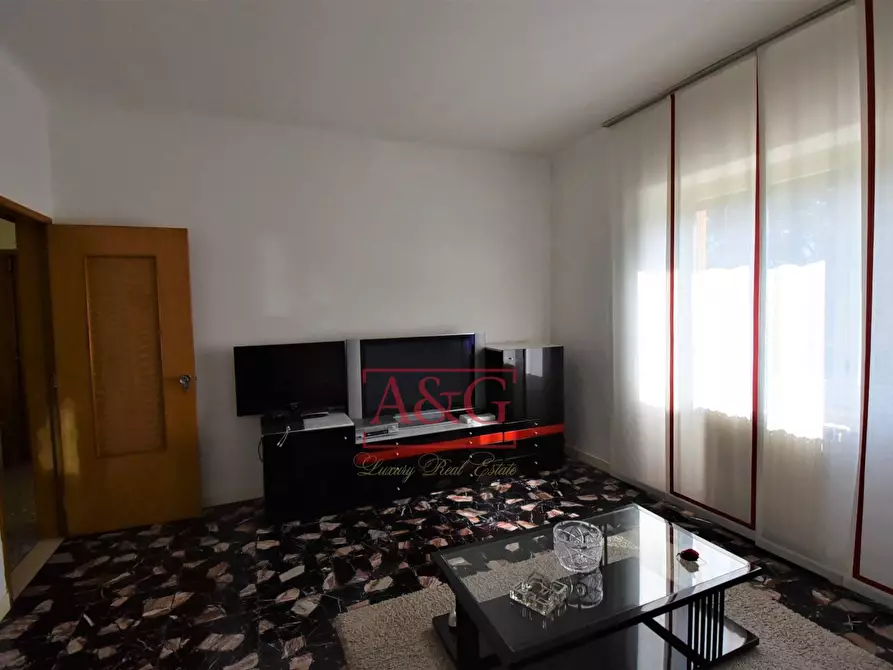 Immagine 16 di Casa semindipendente in vendita  in Contrada Montone 44 a Montegiorgio