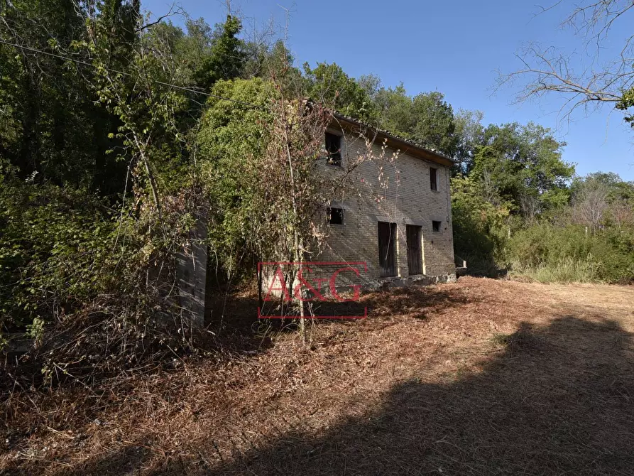 Immagine 9 di Rustico / casale in vendita  in Via Bresciano a Massa Fermana