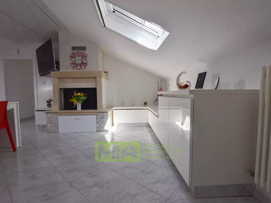 Immagine 22 di Casa indipendente in vendita  in Casacagnano a Roccafluvione