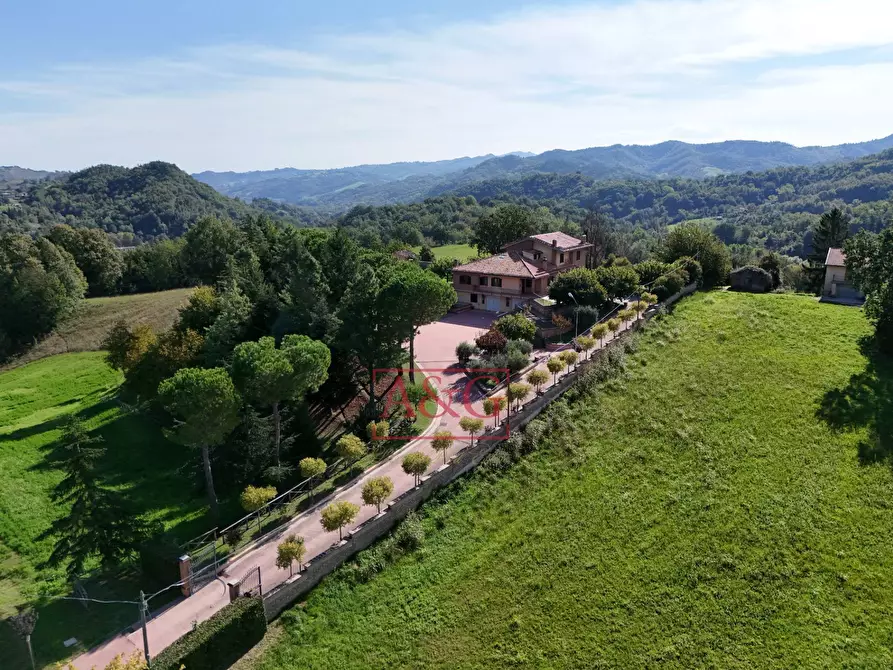 Immagine 47 di Villa in vendita  in CASA TASSO a Amandola
