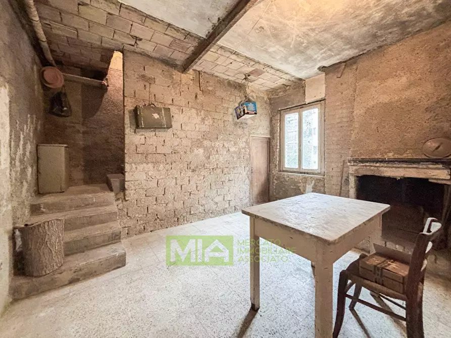 Immagine 32 di Appartamento in vendita  in Piazza IV Novembre a Comunanza