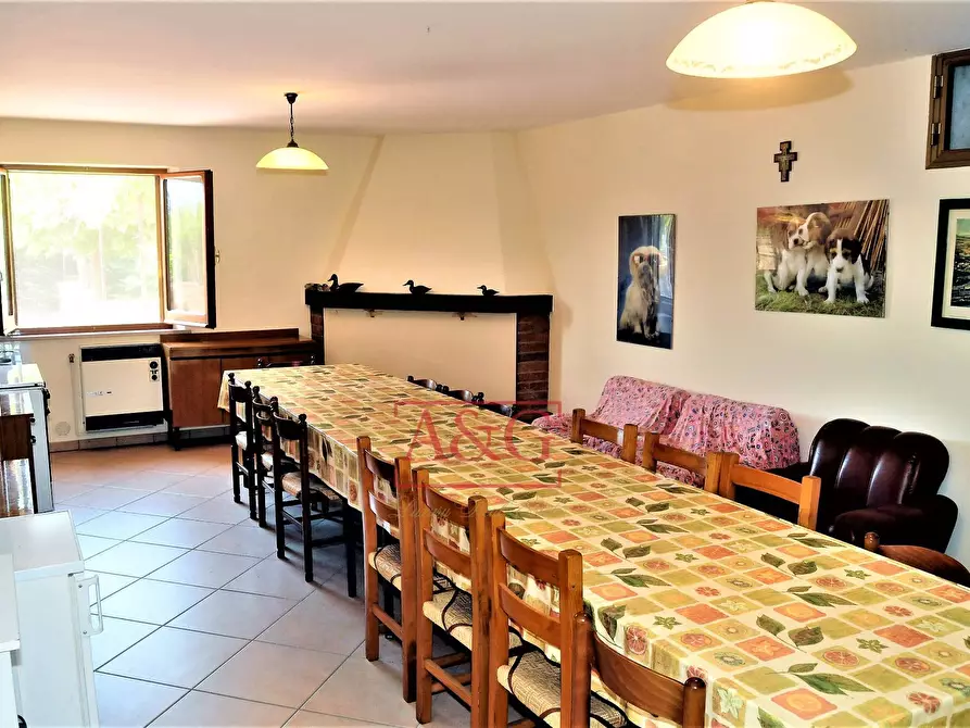 Immagine 37 di Villa in vendita  in CASA TASSO a Amandola