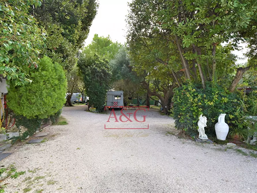 Immagine 45 di Attività commerciale in vendita  in Via Moricone 7 a Agugliano