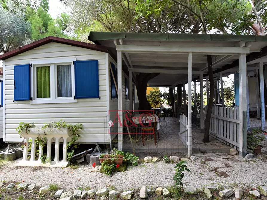 Immagine 50 di Attività commerciale in vendita  in Via Moricone 7 a Agugliano