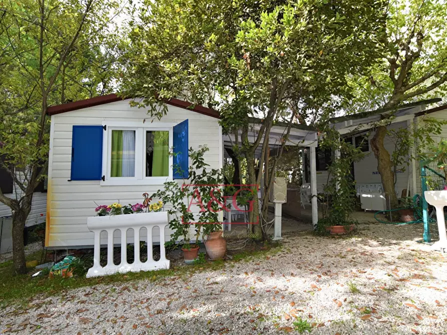 Immagine 72 di Attività commerciale in vendita  in Via Moricone 7 a Agugliano