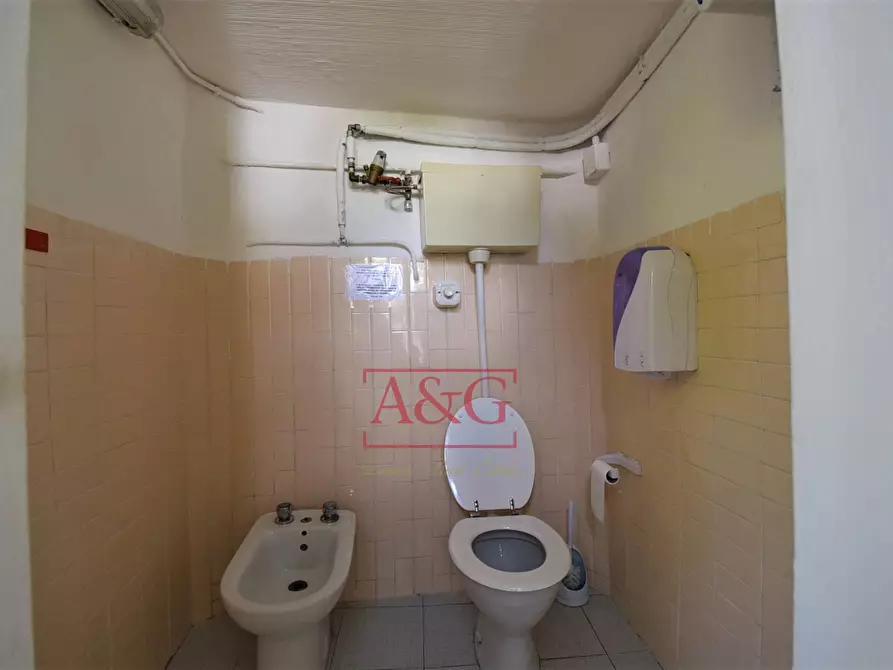 Immagine 76 di Attività commerciale in vendita  in Via Moricone 7 a Agugliano