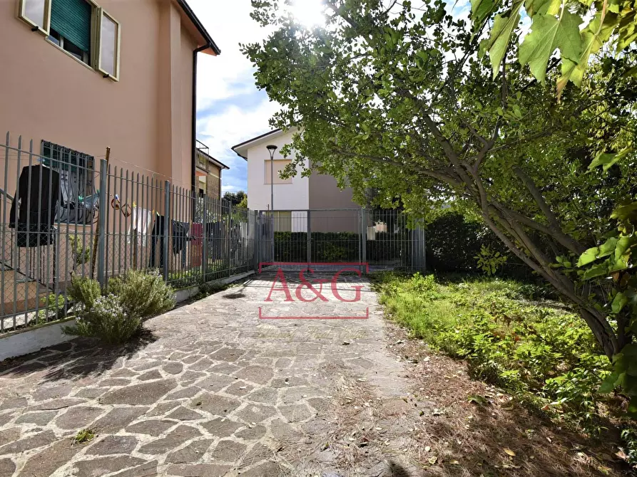 Immagine 78 di Attività commerciale in vendita  in Via Moricone 7 a Agugliano