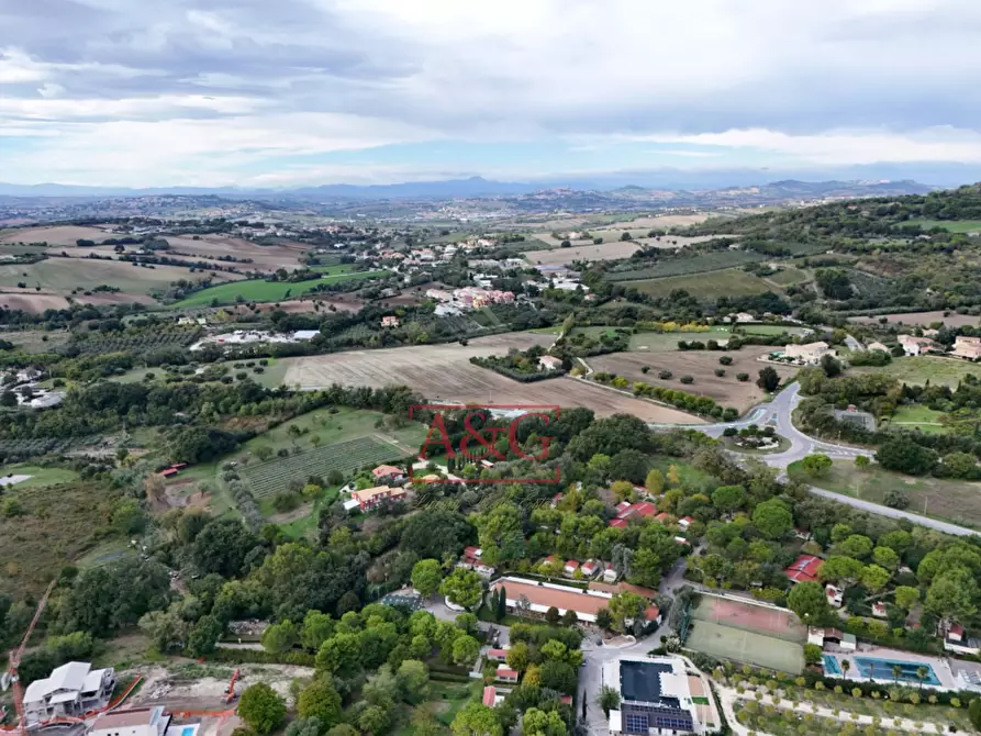 Immagine 83 di Attività commerciale in vendita  in Via Moricone 7 a Agugliano