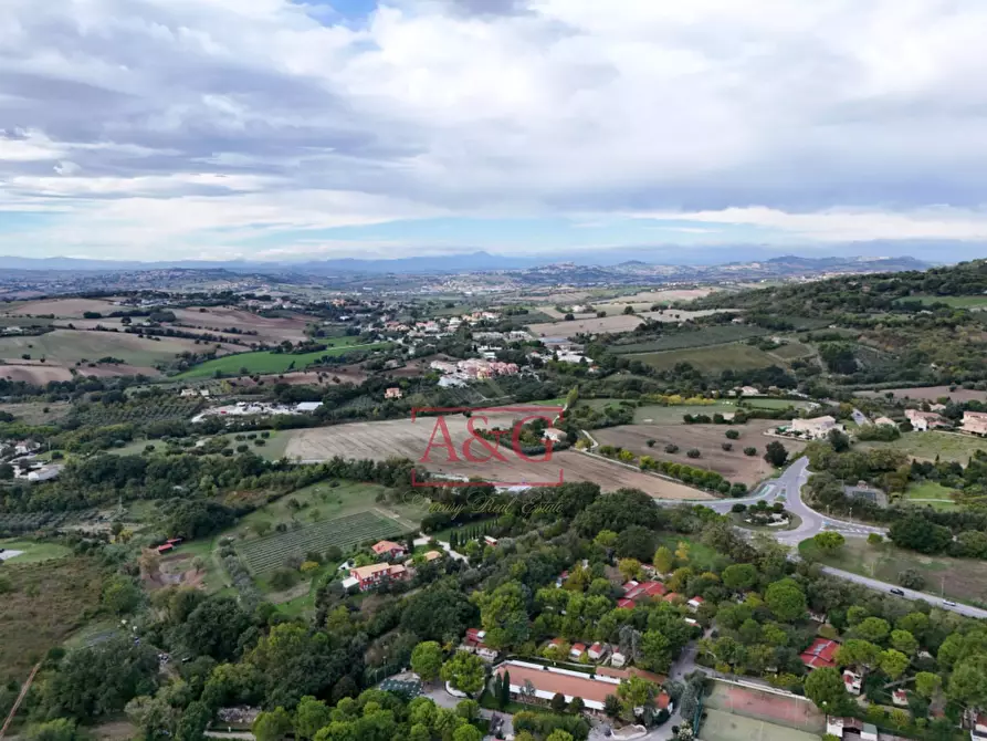 Immagine 84 di Attività commerciale in vendita  in Via Moricone 7 a Agugliano