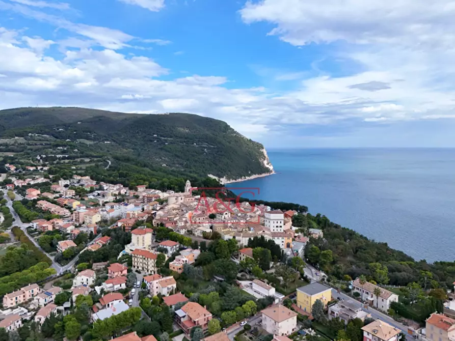 Immagine 14 di Attività commerciale in vendita  in Via Moricone 7 a Agugliano