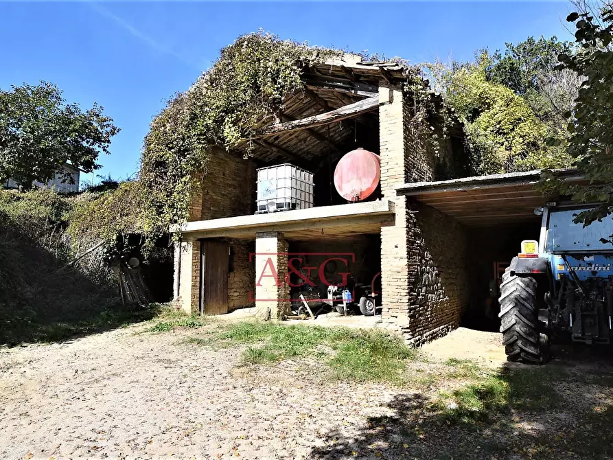 Immagine 25 di Rustico / casale in vendita  in amandola a Amandola