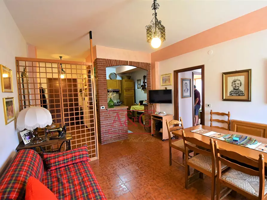 Immagine 3 di Appartamento in vendita  in Via Don Settimio Vallorani a Montemonaco