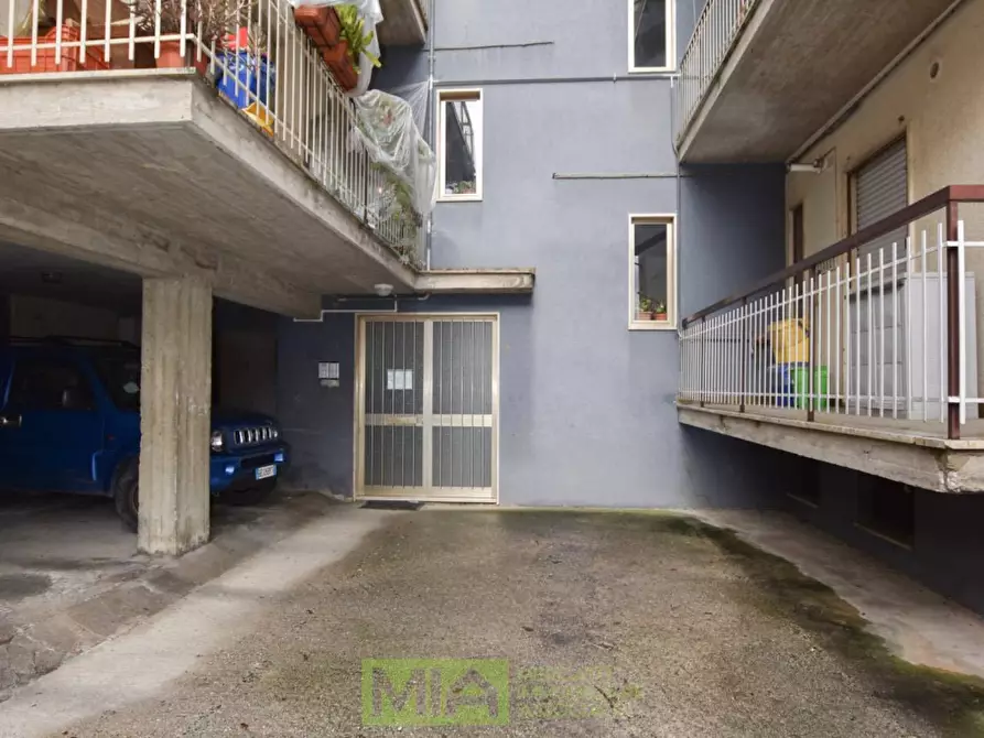 Immagine 28 di Appartamento in vendita  in Via Montale 2 a Roccafluvione