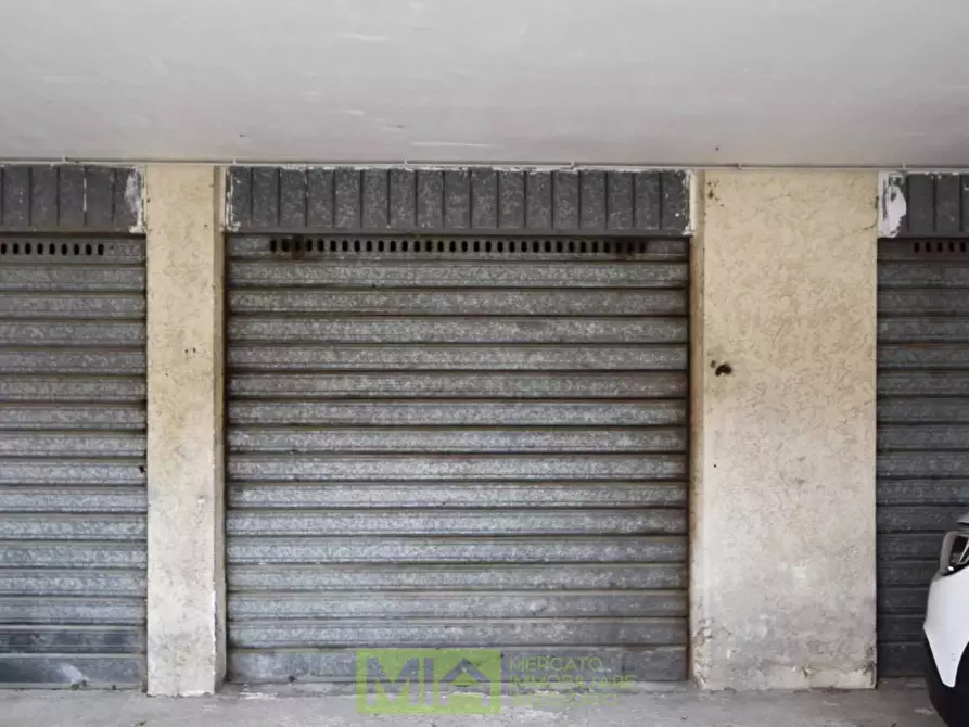 Immagine 32 di Appartamento in vendita  in Via Montale 2 a Roccafluvione