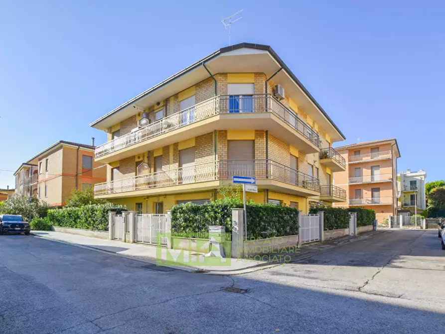 Immagine 1 di Appartamento in vendita  in Via Giovanni XXIII 5 a Porto San Giorgio