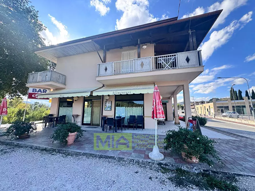 Immagine 11 di Locale commerciale in affitto  in Via Aso 26 a Ortezzano