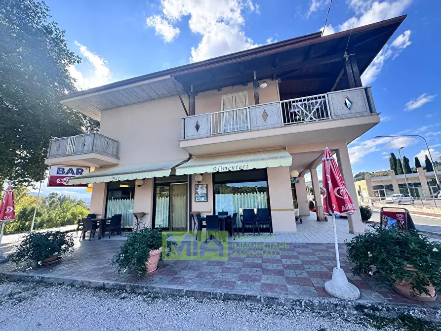 Immagine 12 di Locale commerciale in affitto  in Via Aso 26 a Ortezzano