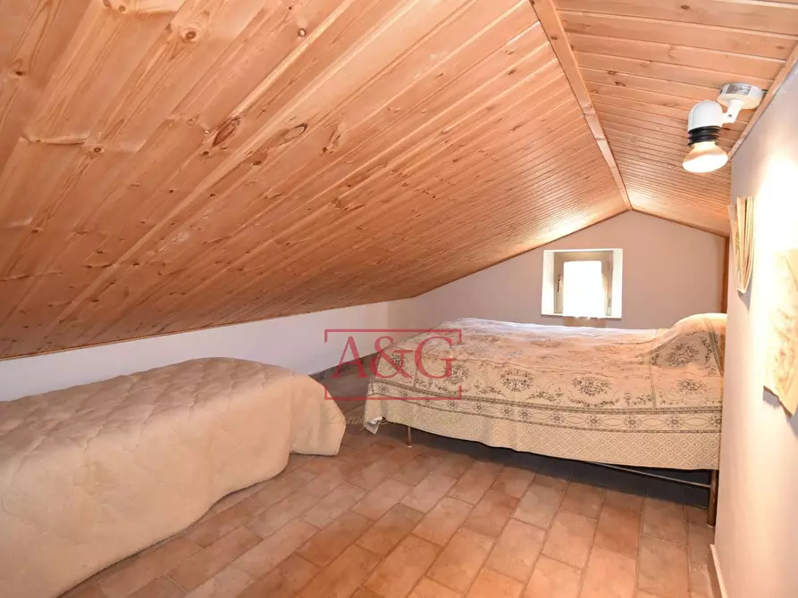 Immagine 20 di Casa semindipendente in vendita  in Contrada San Liberato SNC a San Ginesio