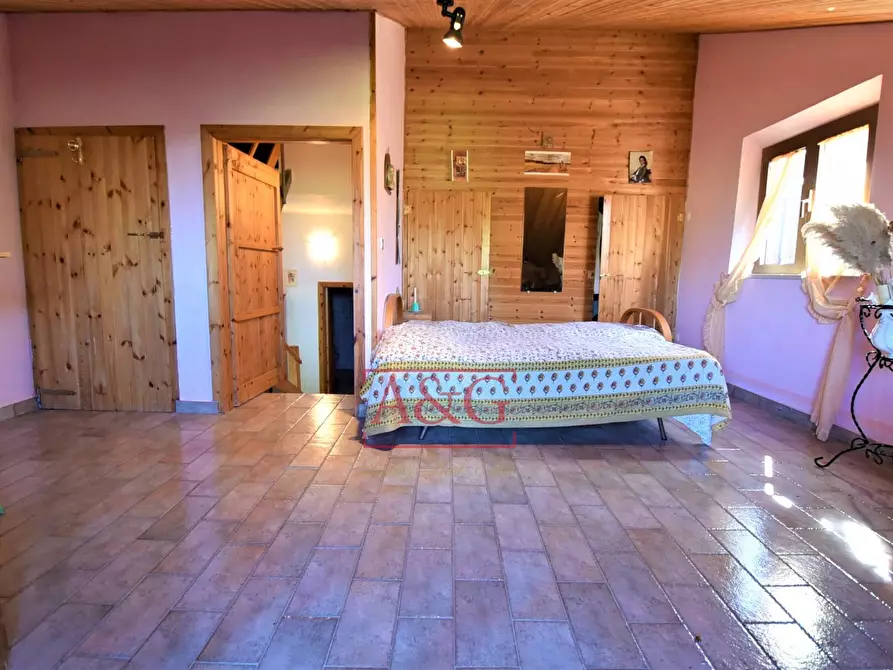 Immagine 13 di Casa semindipendente in vendita  in Contrada San Liberato SNC a San Ginesio