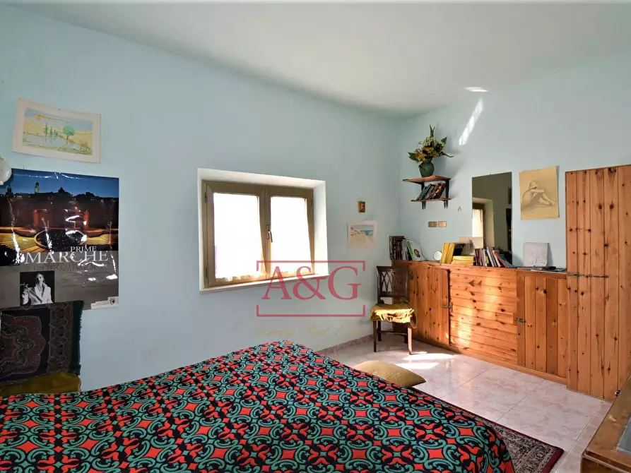 Immagine 19 di Casa semindipendente in vendita  in Contrada San Liberato SNC a San Ginesio