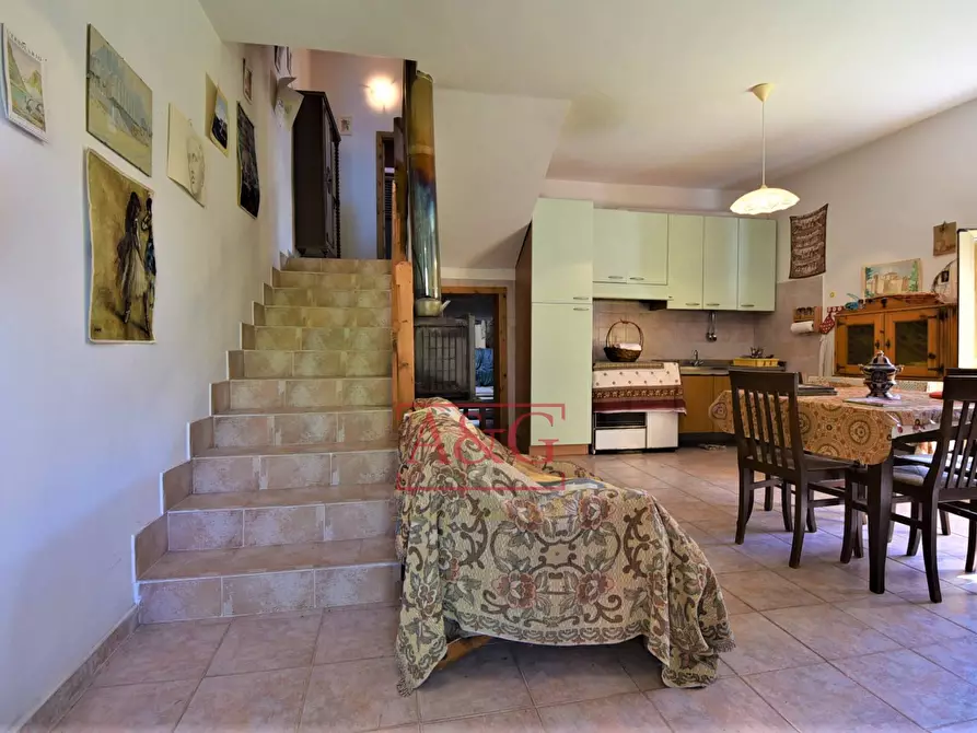 Immagine 11 di Casa semindipendente in vendita  in Contrada San Liberato SNC a San Ginesio