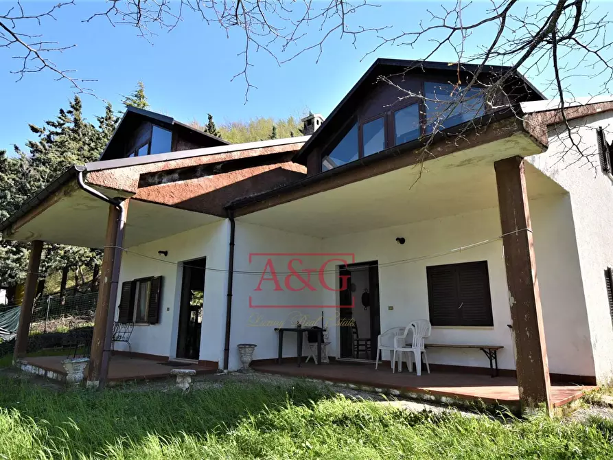 Immagine 35 di Casa semindipendente in vendita  in Contrada San Liberato SNC a San Ginesio