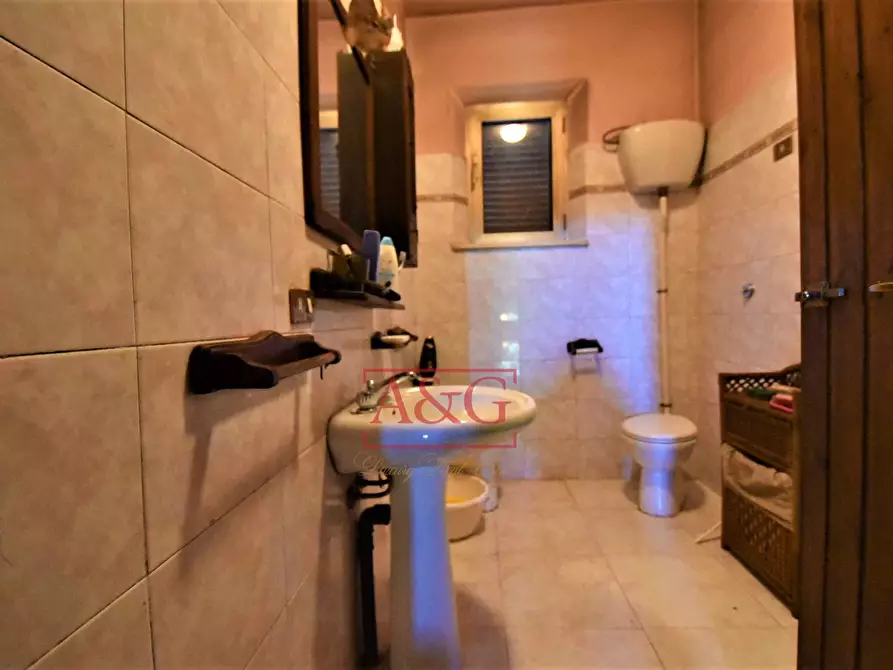 Immagine 21 di Casa semindipendente in vendita  in Contrada San Liberato SNC a San Ginesio