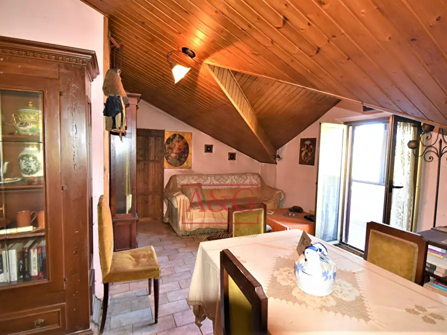 Immagine 28 di Casa semindipendente in vendita  in Contrada San Liberato SNC a San Ginesio