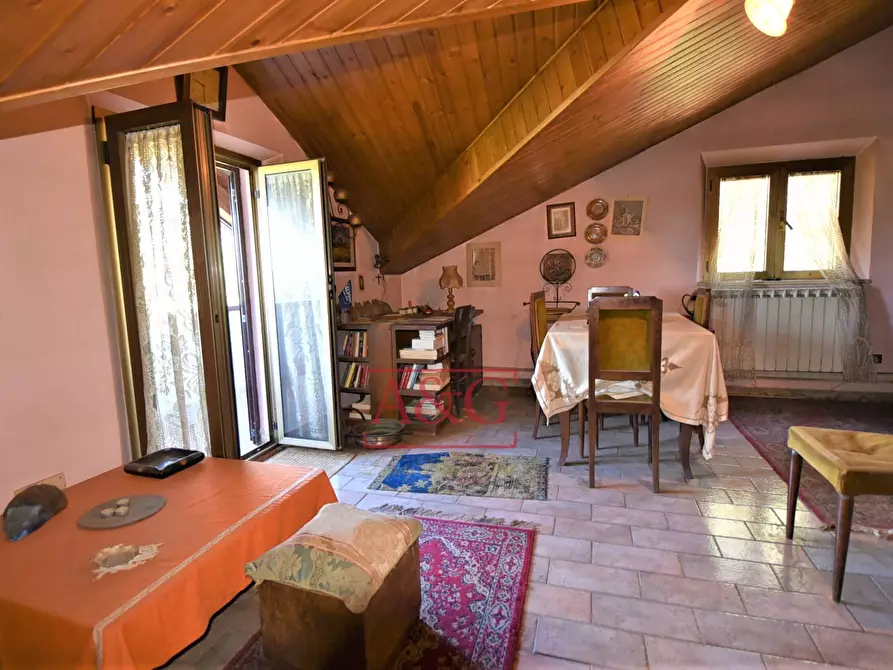 Immagine 29 di Casa semindipendente in vendita  in Contrada San Liberato SNC a San Ginesio