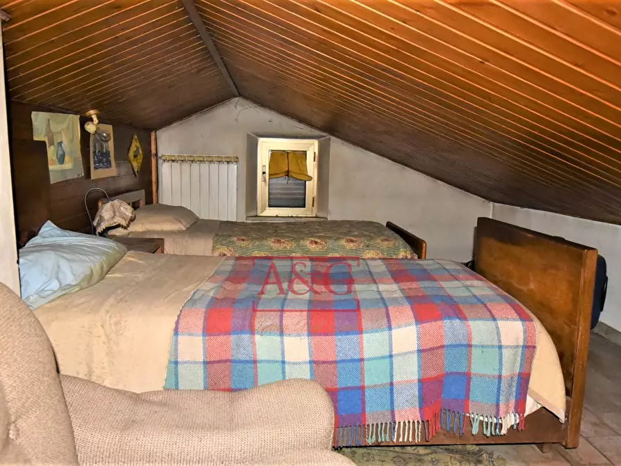 Immagine 30 di Casa semindipendente in vendita  in Contrada San Liberato SNC a San Ginesio